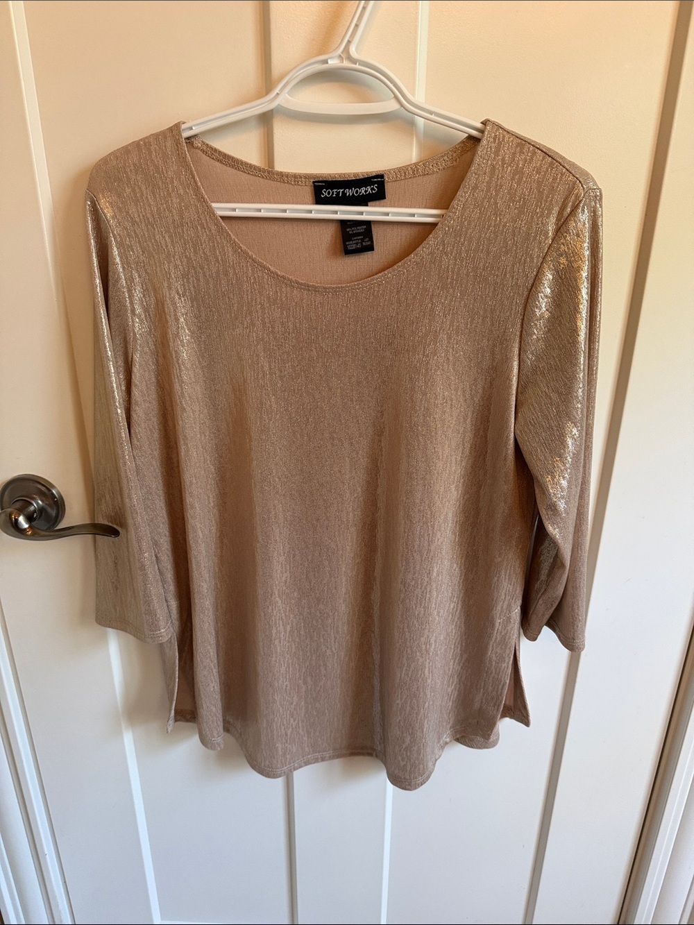 NWOT Metallic Gold Scoop Neck Womenโs Top, size M
